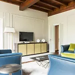 Piazza Cavour - Luxury View