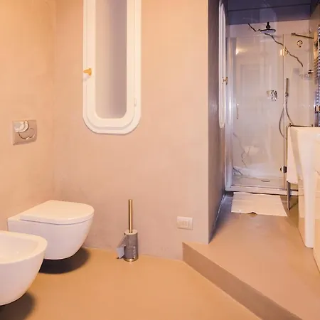 Piazza Cavour - Luxury View