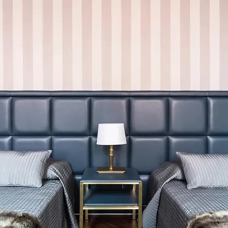 Piazza Cavour - Luxury View شقة