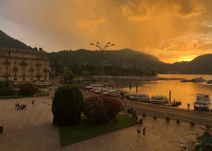 Piazza Cavour - Luxury View Como