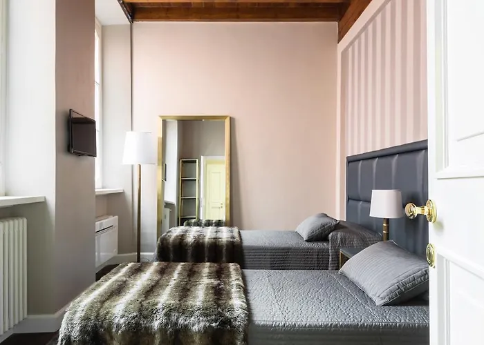 Piazza Cavour - Luxury View 아파트 *