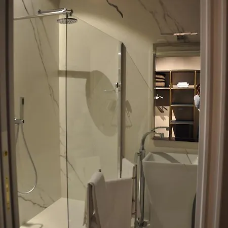 Piazza Cavour - Luxury View Como